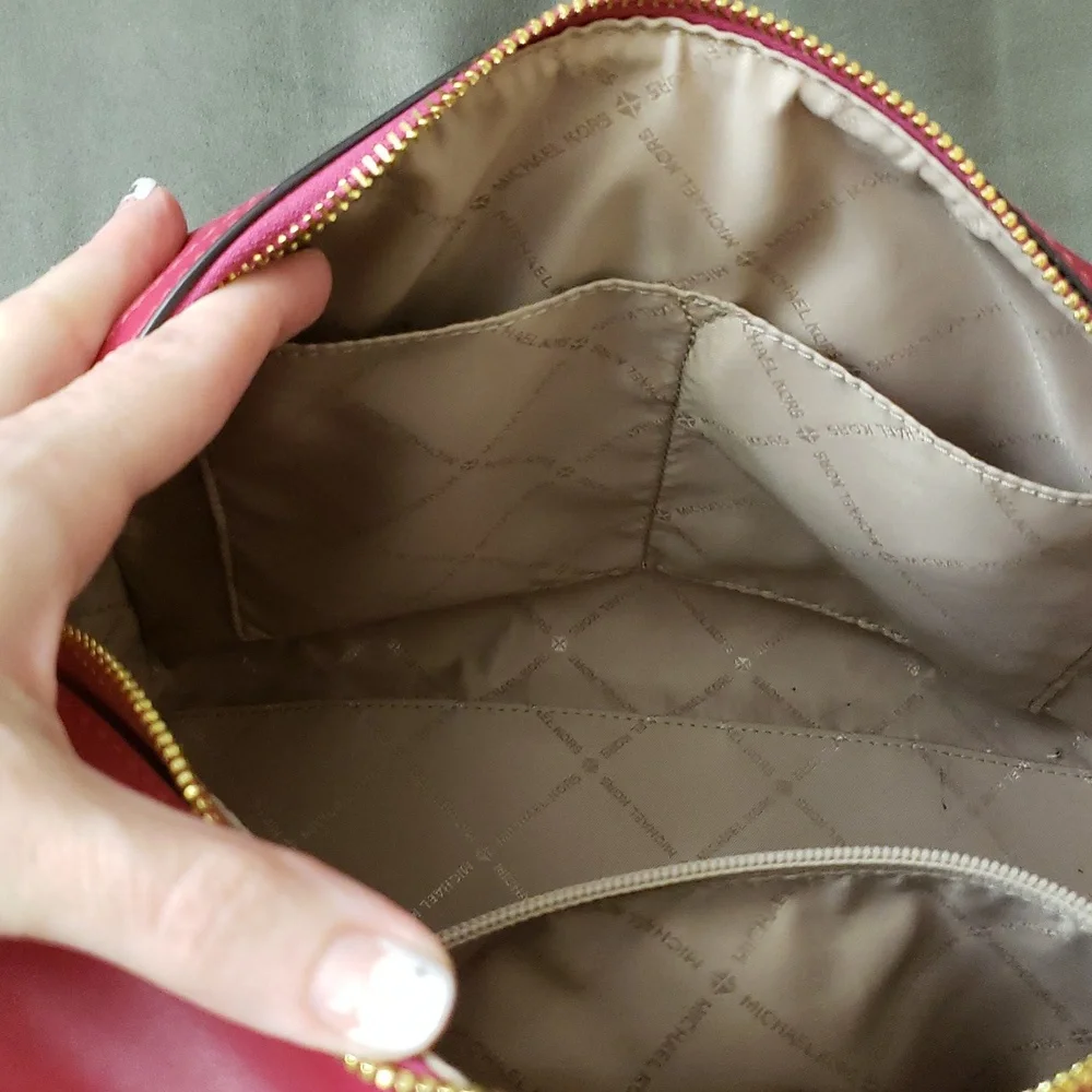 Michael Kors Fuchsia and Beige Satchel - Picture 12 of 14